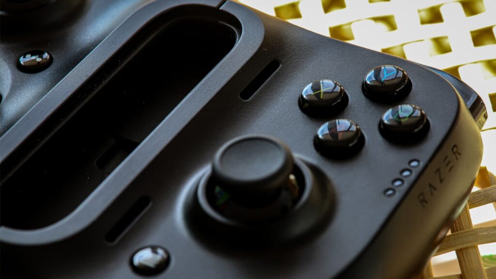 Razer Kishi Review in 2023